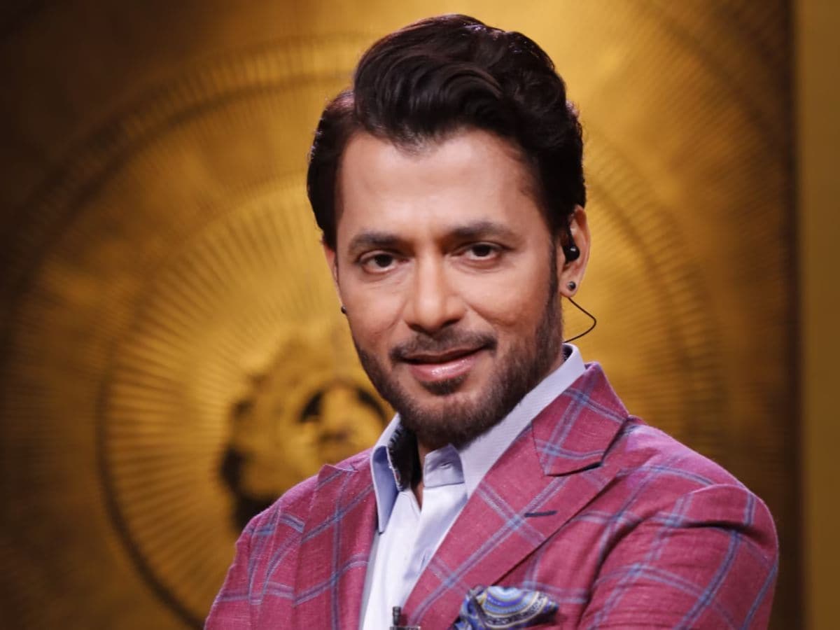 Anupam Mittal, Anupam Mittal Success Story, anupam mittal wife, anupam mittal age, anupam mittal net worth, anupam mittal education, anupam mittal investments, aanchal kumar, shaadi.com founder, shaadi.com founder wife, shaadi.com founder net worth, shaadi.com ceo net worth