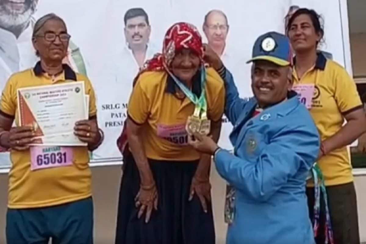 107 वर्षीय दादी रामबाई का तेलंगाना में जलवा, चैंपियनशिप में जीते दो गोल्ड मेडल