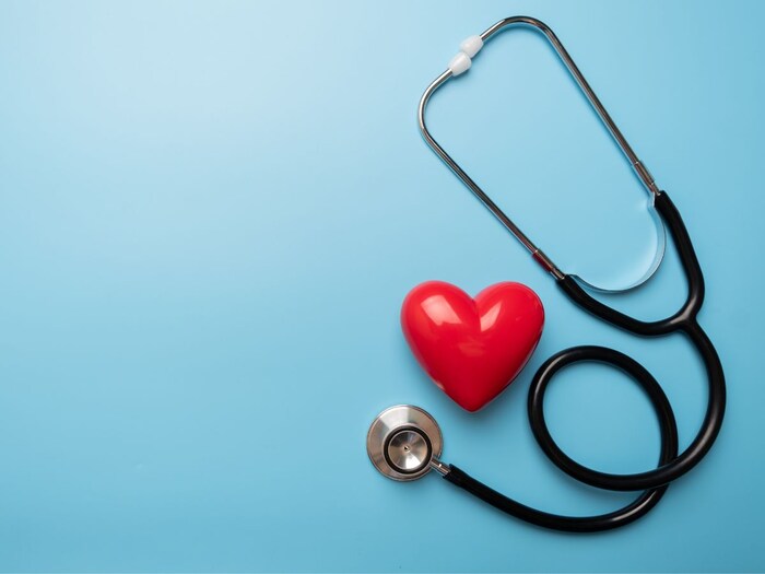 स्वस्थ शरीर का राज है नारियल पानी, सुगर करेगा कम 4 Canva