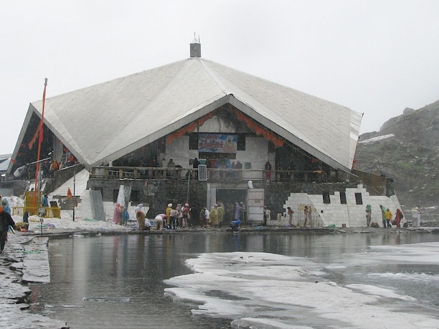 The news about Hemkund Sahib, the management trust said- know this before coming ... The news about Hemkund Sahib, the management trust said- know this before coming ...