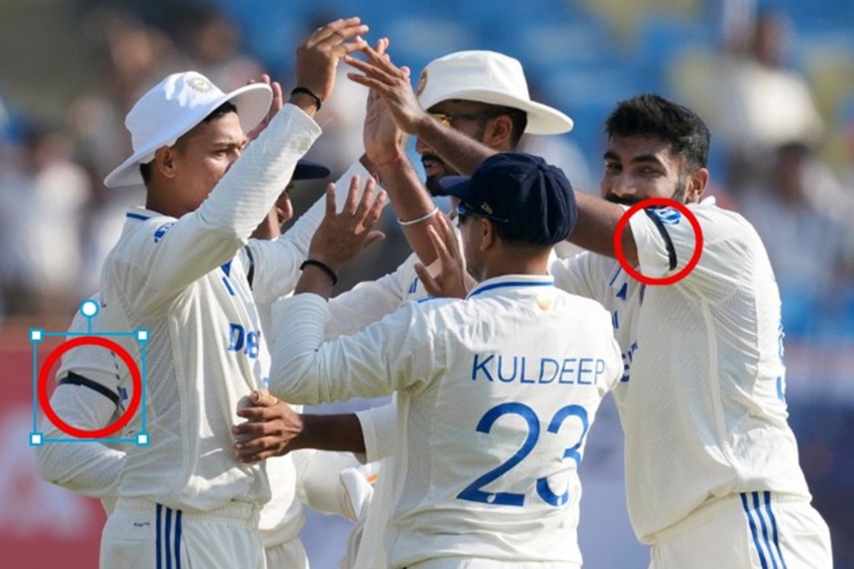 राजकोट टेस्ट के तीसरे दिन काली पट्टी बांधकर उतरी टीम इंडिया, क्या है वजह ?