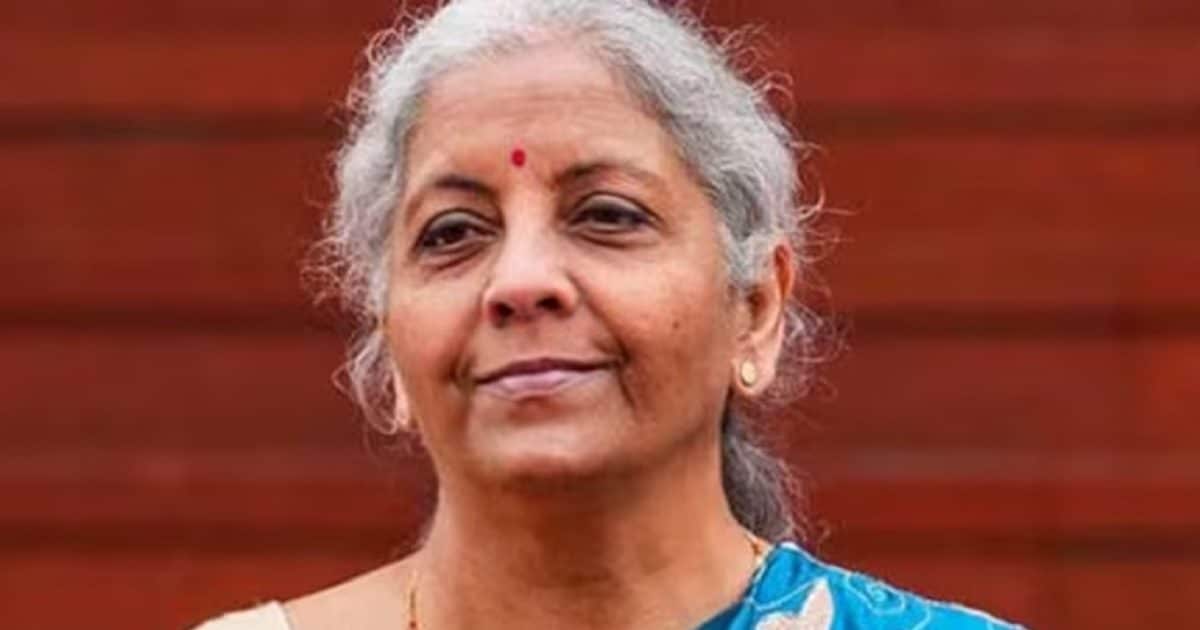 Nirmala Sitharaman Networth: How much money does the country's Finance Minister have, how much salary does she get in a month, know how much is her net worth.