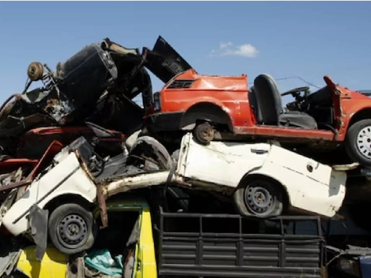 vehicle scrappage policy , benefit of vehicle scrappage policy , what is vehicle scrappage policy , vehicle scrappage policy क्या है , vehicle scrappage policy के क्या फायदे हैं , vehicle scrappage policy ,  Vehicle Scrappage Policy in India , What is Vehicle Scrappage Policy in India , Vehicle Scrapping Policy Overview , car Scrap Policy in india , bike scrap policy in india , What is vehicle scrapping policy2023 , bike scrap value in india , car scrap value in india , vehicle scrapping policy 2023 benefits , vehicle scrappage policy latest news,  