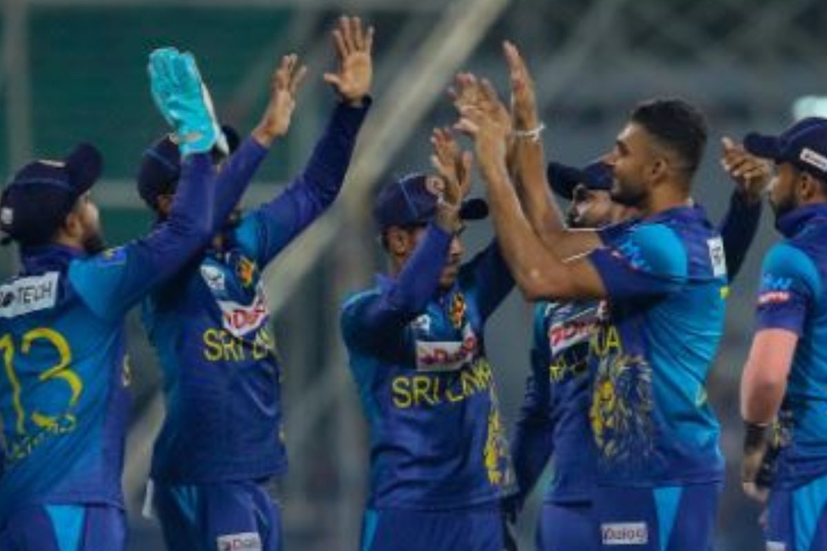 5 गेंद पर चाहिए थे 11 रन, गेंदबाज ने दिखाई चालाकी और फिर...