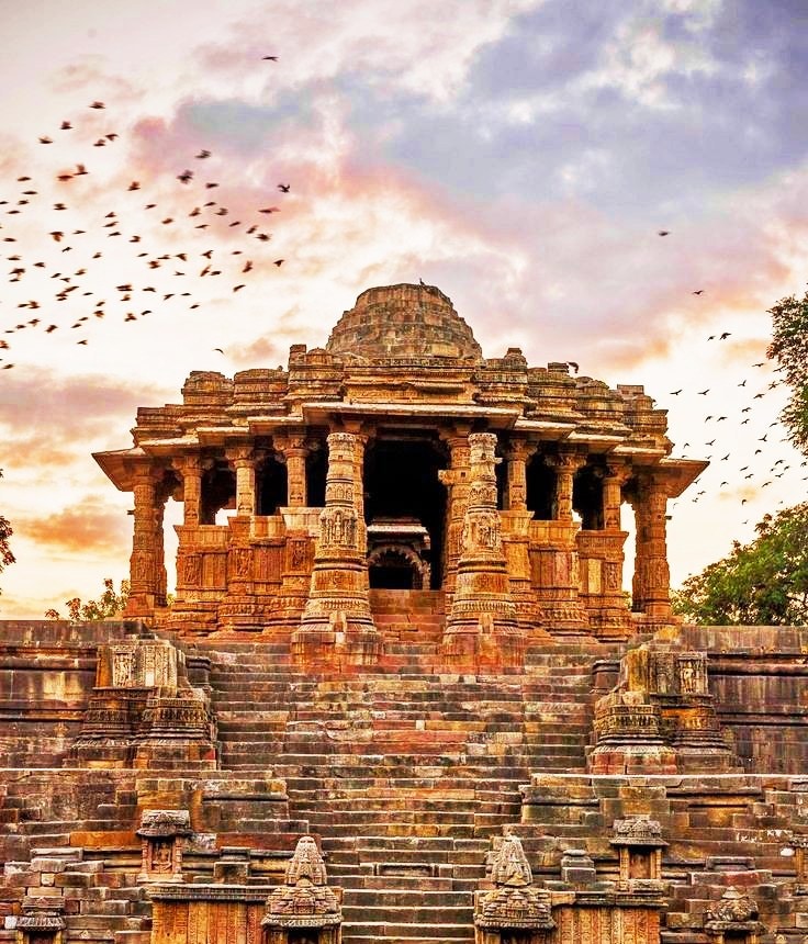 Sun Temple Modhera, unique temples of india, Gujarat Tourism, Modhera Sun Temple, Modhera Sun Temple how to reach, Modhera Sun Temple about, Modhera Sun Temple Stories, Sun Temple Gujarat kaisa hai, Dharma, lifestyle, kanha hai surya mandir
