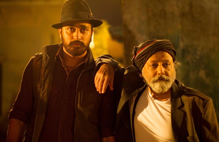 बहुत अजीब है यह फिल्म, देख के चकरा जाएगा दिमाग 1 IMDb