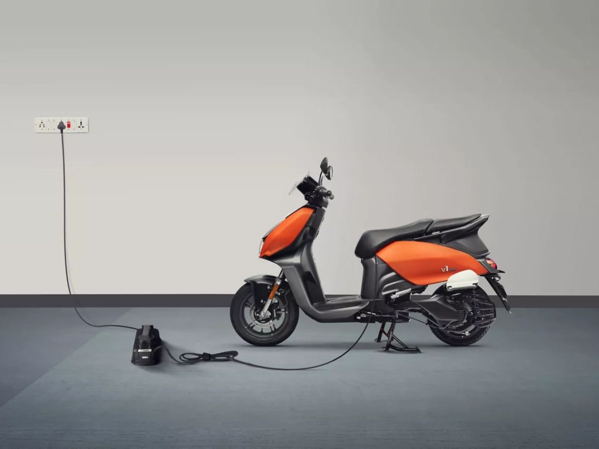 subsidy on electric bike, subsidy on electric vehicles, subsidy on e-scooter news, government new scheme on electric scooter, electric scooter subsidy after march, fame 2 subsidy, fame 2 scheme, electric bike new schemes, electric bike subsidy news, subsidy news on electric bike, electric two wheelers new subsidy scheme, electric two wheelers subsidy after march month, EMPS news, Electric Mobility Promotion Scheme 2024, modi government emps subsidy news, Electric e rickshaw, e rickshaw, e rickshaw shemes, e rickshaw new scheme, How much discount is available on electric scooter, Electric scooter subsidy new rate, How much subsidy is available on electric bike, Electric bike subsidy is free, E-rickshaw, Electric bike, Electric scooter, E-rickshaw, How much discount is available on electric two-wheeler, E -two wheeler  