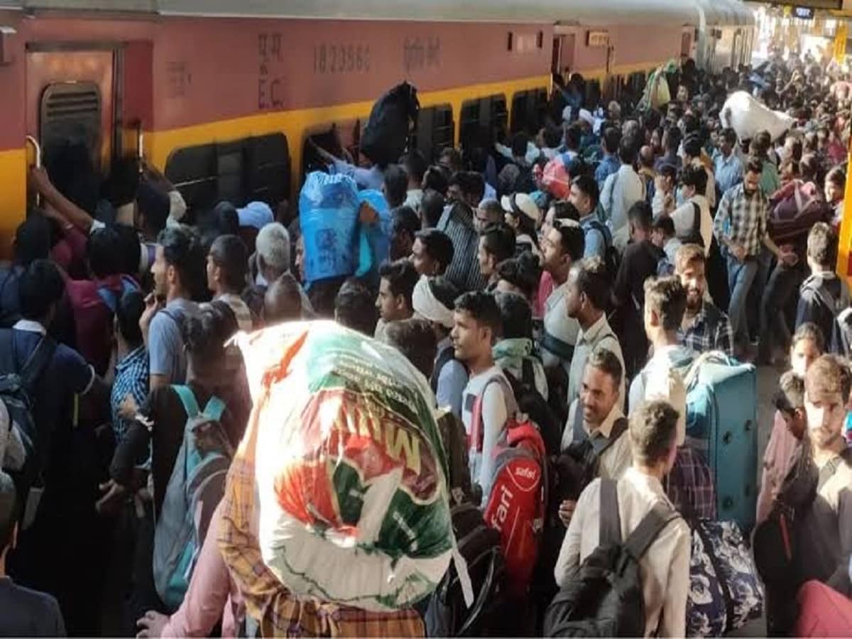 garib rath train news , new time table of garib rath express train , Which is better train in up bihar , Rajdhani express news , Vande Bharat news , Which is faster Rajdhani or Garib Rath , Is Garib Rath train cheap or expensive , vande bharat vs normal train price , garib rath ac 3-tier price , garib rath ac 3 tier seat map , vande bharat vs shatabdi ticket price , rajdhani vs vande bharat speed , irctc , garib rath sleeper ticket price , new ac coaches in garib rath express , jai nagar to delhi charges , ndls to jyg train