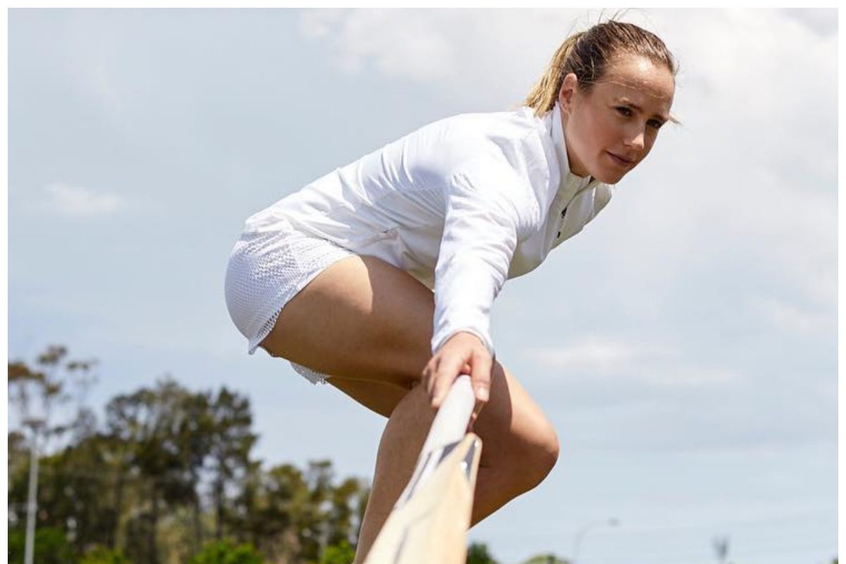 पहले मंधाना और फिर एलिस ने फोड़ा, गेंदबाजों से कार के शीशे तक सब तहसनहस, VIDEO