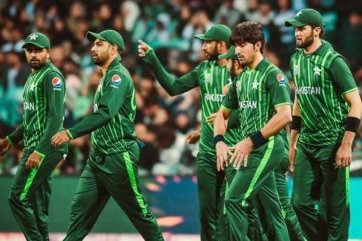 पाकिस्तानी गेंदबाज की अक्ल आई ठिकाने... कॉन्ट्रेक्ट गंवाने के बाद मांगी माफी