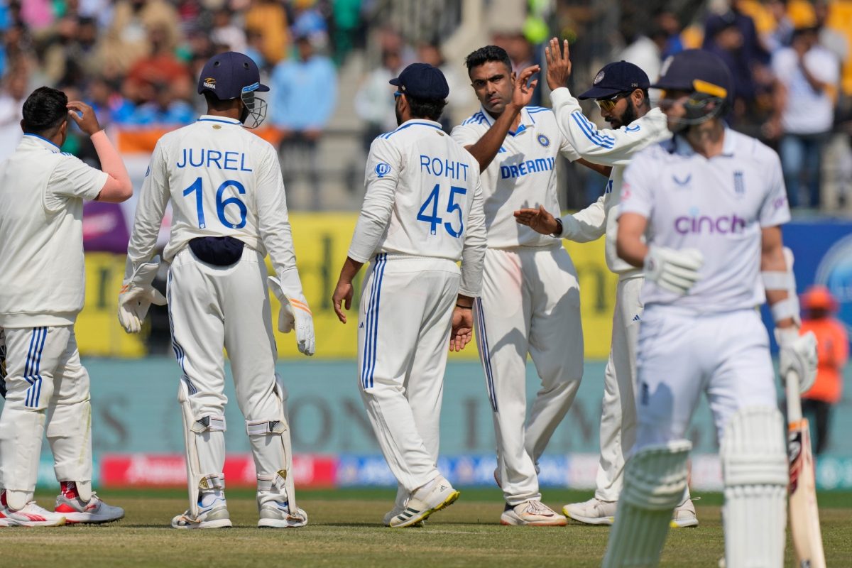 यह आत्मसमर्पण नहीं... दबाव में घुटने टेकना है, अपने ही खिलाड़ियों बरसा दिग्गज