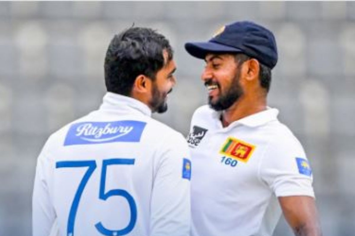 बल्लेबाज ने एक मैच में जड़े दो शतक... 7वें नंबर पर उतरकर किया ये कारनामा