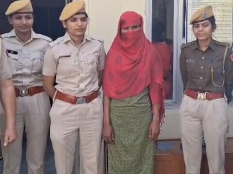 कोटा की इटावा पुलिस की गिरफ्त में पति का कत्ल करने की आरोपी शातिर पत्नी.