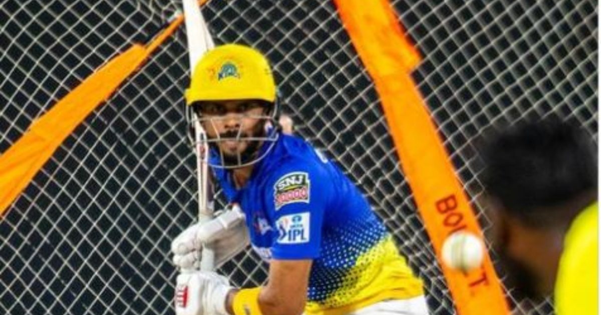 Who is the batsman whom CSK made the successor of MS Dhoni?  You will be stunned to see the figures