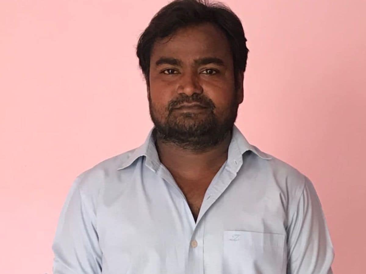 AYUSHMANN KHURRANA ACTOR SOLANKI DIWAKAR, Solanki Diwakar, Solanki Diwakar Dream Girl, The White Tiger, Solanki Diwakar Priyanka Chopra, Priyanka Chopra, actor who sells fruits, Solanki Diwakar movies