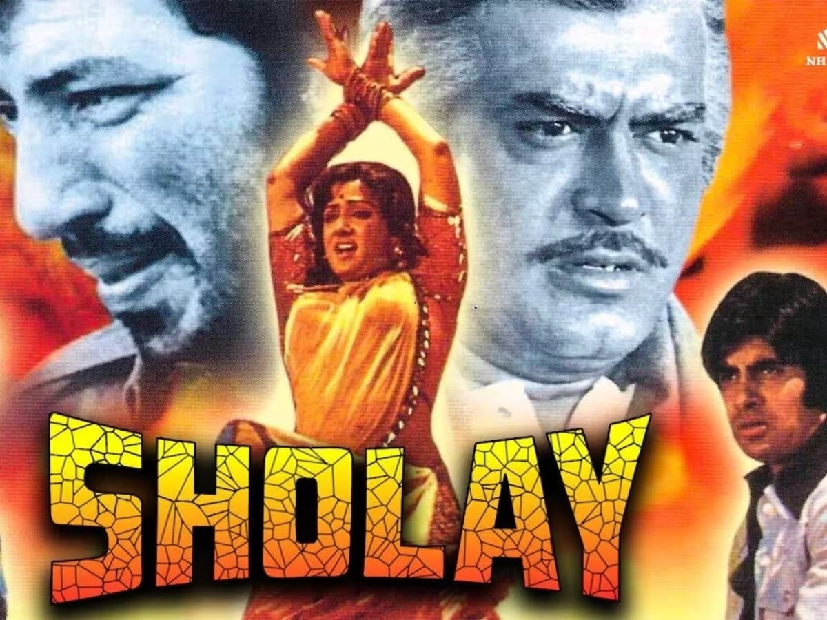 fight seen after the holi song in sholay movie