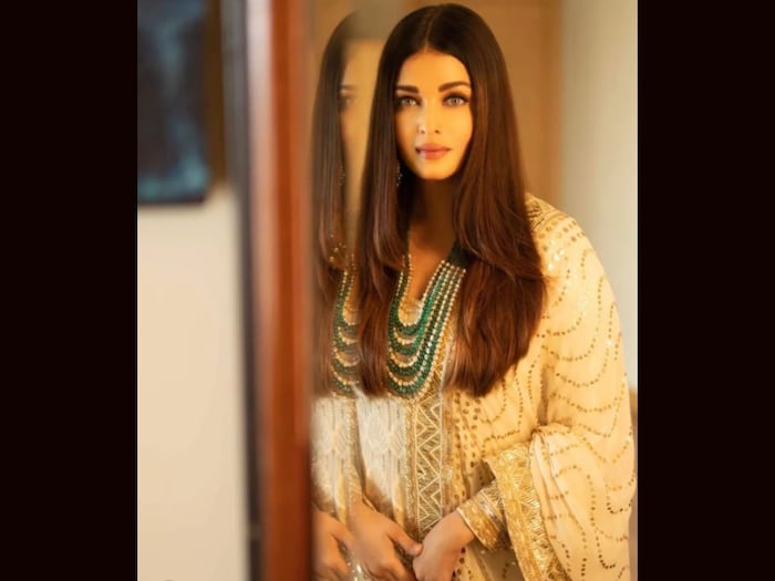 Instagram- aishwarya rai bachchan
