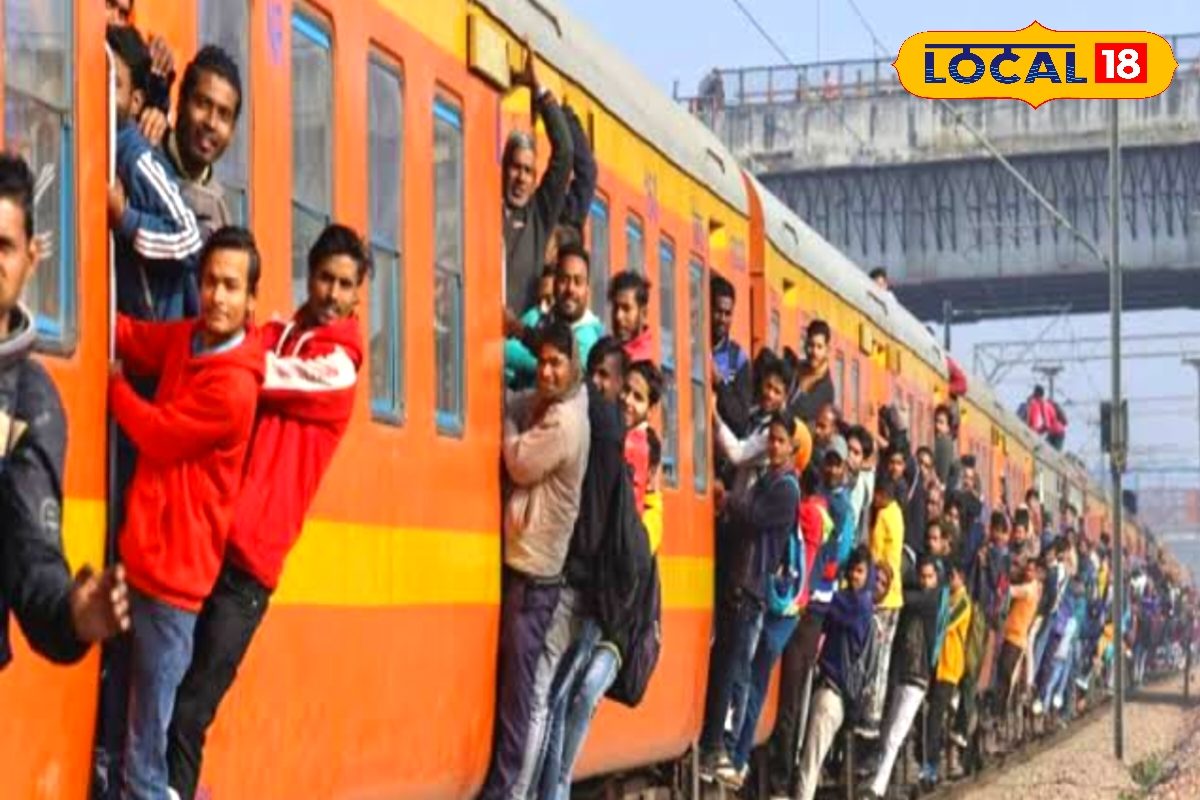 छुट्टियों में जाना हो मुंबई, पुणे, दिल्ली तो इन ट्रेनों में करें बुकिंग