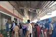 बिहार के इस रेलवे स्टेशन पर पहुंचे अफसर तो अचानक होने लगी भागदौड़, वजह पता लगा तो झूम उठे लोग