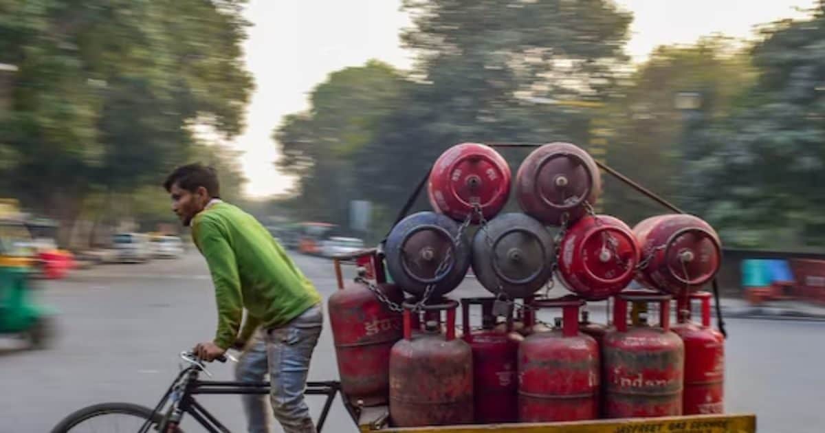 LPG Price: Big relief in the price of commercial LPG, price reduced by Rs 30
