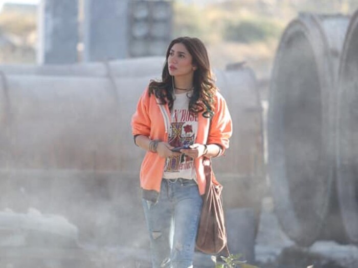 Mahira khan worked As Sweeper-2024-04-6a1ff9ce84c2a60ea640bf2c4be15515