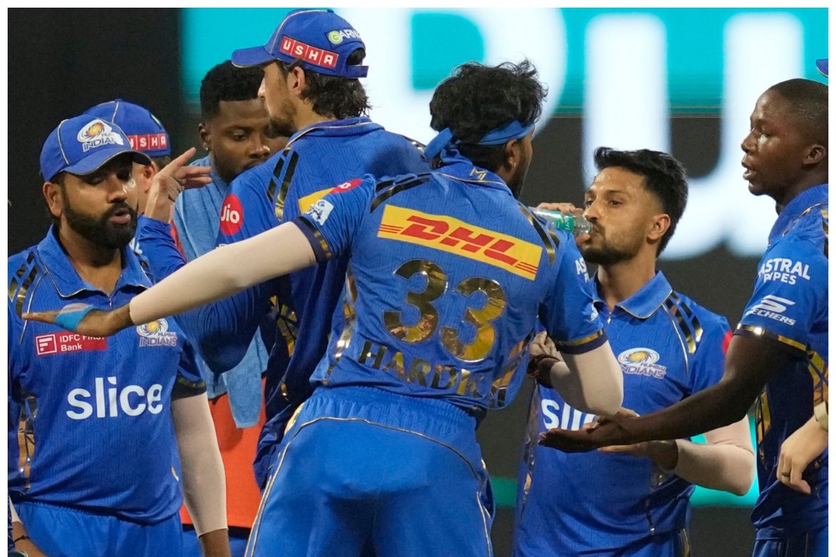 हार्दिक से बदतमीजी हुई तो रोहित ने की ये अपील, मांजरेकर ने कहा- बिहैव! VIDEO