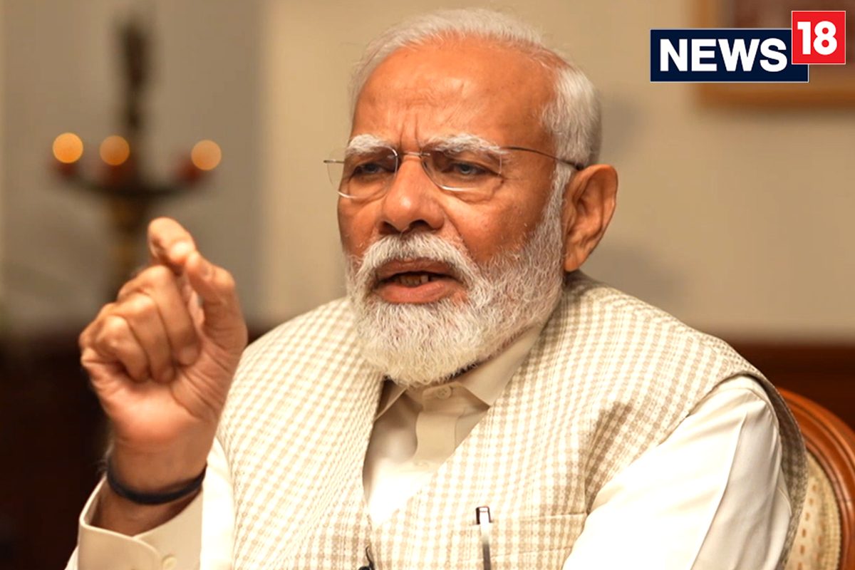 PM मोदी ने सुनाया किस्सा जब सोनिया गांधी का हेलीकॉप्टर क्रैश कर गया था