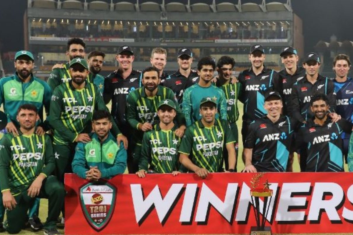 न्यूजीलैंड की 'बी' टीम ने PAK की रोक दी थी सांसे... आखिरी ओवर में मिली कामयाबी