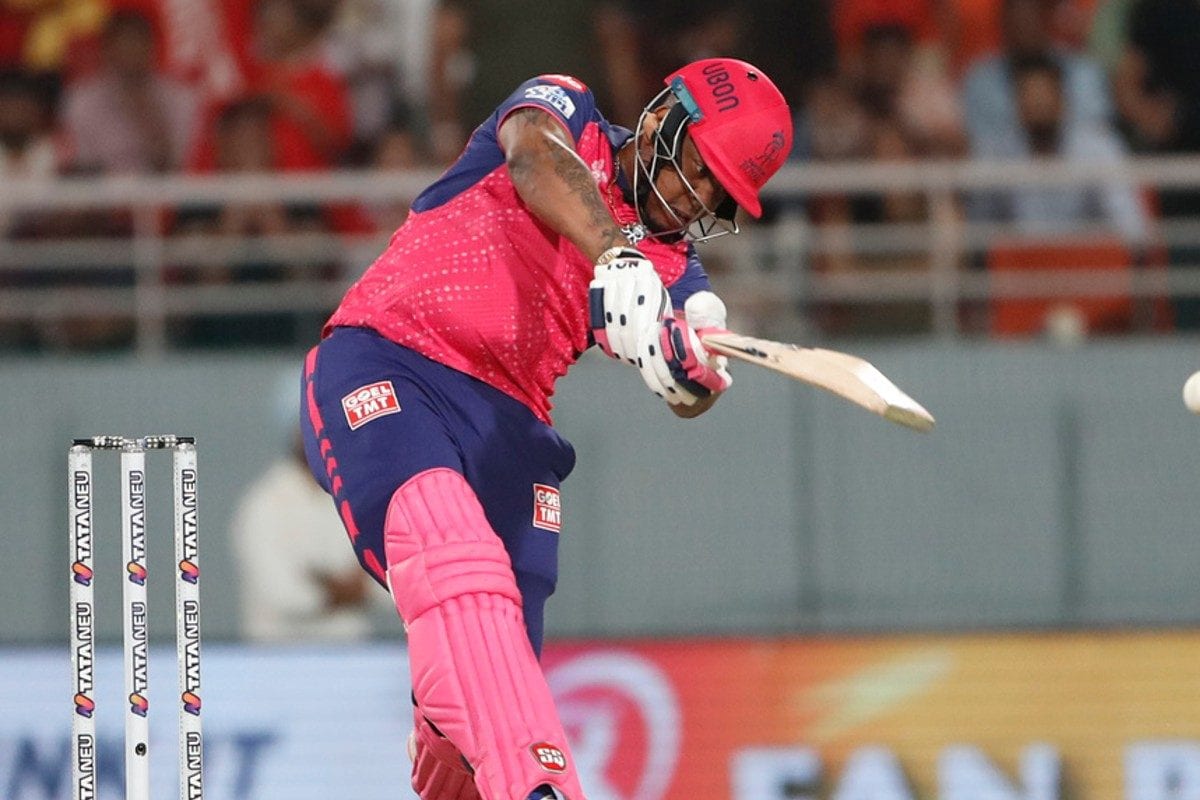 222 बॉल 448 रन, 37 छक्के और 27 चौके, ये है IPL का सबसे खूंखार फिनिशर