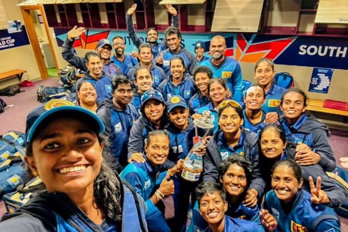 पहली बार 300 का स्कोर हुआ चेज, मैक्सवेल का 'महारिकॉर्ड' बाल बाल बचा