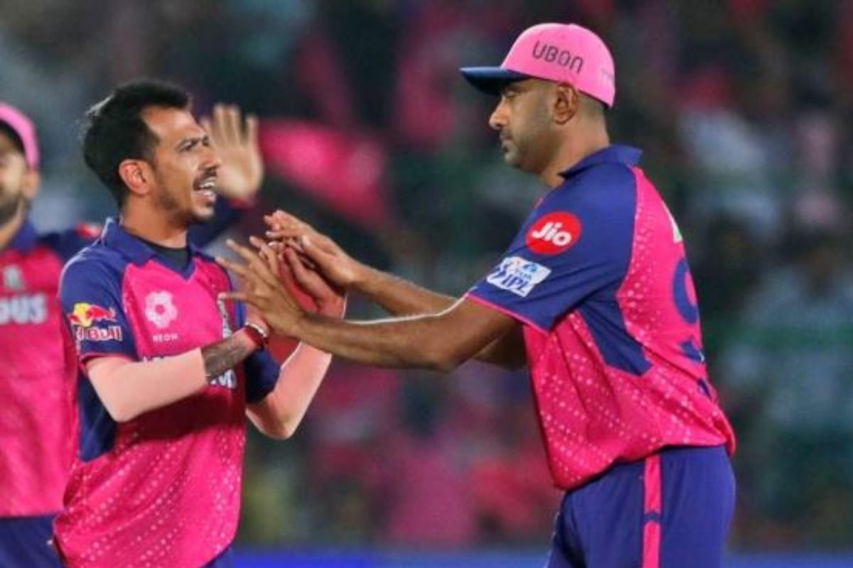 गेंदबाजों को बचा लो कोई, अश्विन ने लगाई मदद की गुहार, चहल ने दिया मजेदार जवाब