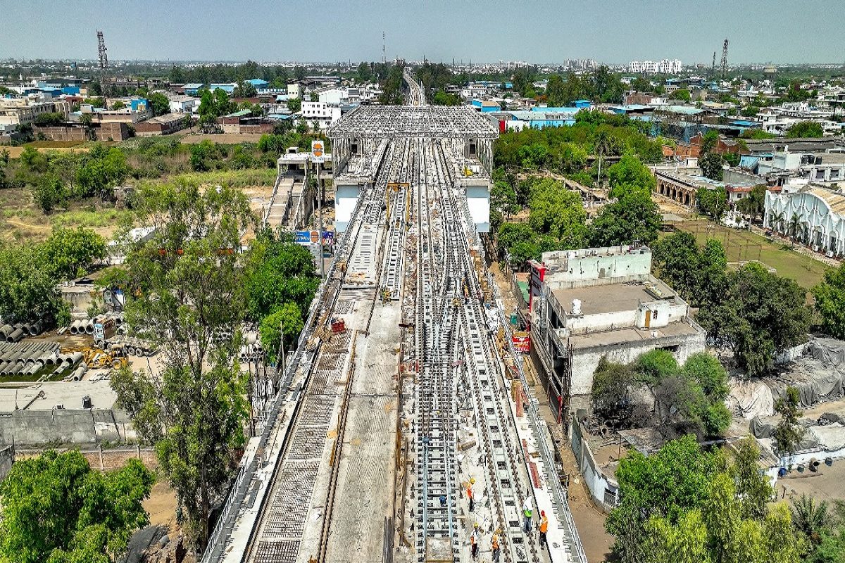 मेट्रो और नमो भारत ट्रेन को लेकर आई खुशखबरी मिलेगी सौगात झूम उठे रेल यात्री