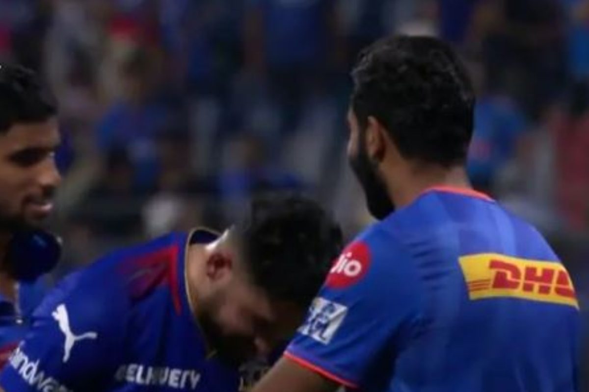 21 रन देकर 5 विकेट... खूंखार गेंदबाज के सामने मोहम्मद सिराज हुए नतमस्तक