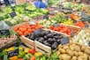 जब घर बैठे सस्‍ते में मिलें जैविक सब्जियां, तो क्‍यों खाएं बाजार कीटनाशक वाली