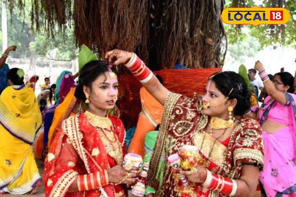 Vat Savitri Vrat: शादी के बाद नई नवेली दुल्हन ऐसे करें वट सावित्री की पूजा