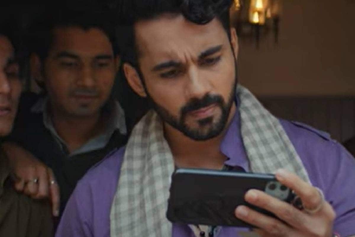 स्टूडेंट ऑफ द ईयर 2' फेम अभिषेक बजाज की वो कॉमेडी सीरीज, जिसका यूपी बेस्ड  रोल हमेशा से निभाना चाहते थे एक्टर - News18 हिंदी