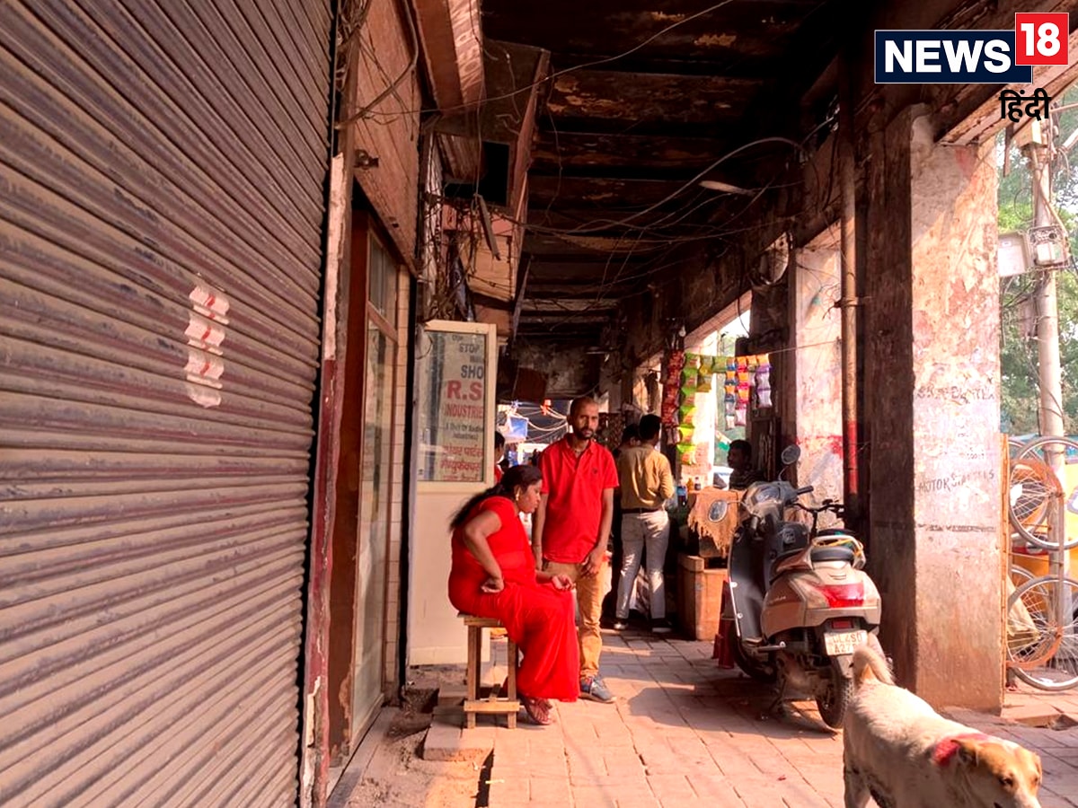 heeramandi , delhi ka heeramandi news , sex workers in shradhanand marg delhi , new name of GB Road , arind Kejriwal , Rahul Gandhi , pm modi , lok sabha elections 2024 , aap , bjp , congress , Sex Workers , Prostitution in delhi , दिल्ली की हीरामंडी , दिल्ली के हीरामंडी में किसका खिलेगा कमल , अरविंद केजरीवाल , राहुल गांधी , पीएम मोदी, दिल्ली के हीरामंडी में क्या है मुद्दे , जीबी रोड , गारस्टिन बास्टिन रोड , दिल्ली, दिल्ली रेड लाइट एरिया , लोकसभा चुनाव 2024 , दिल्ली की तवायफ , तवायफों की समस्या