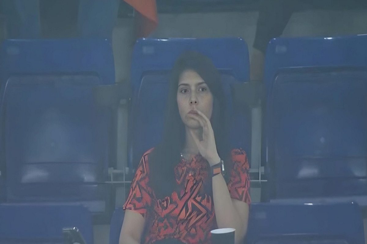 सुहाना ख़ान का उछलना तो समझ में आता है पर अबराम को देखो, काव्या के भी उड़े होश