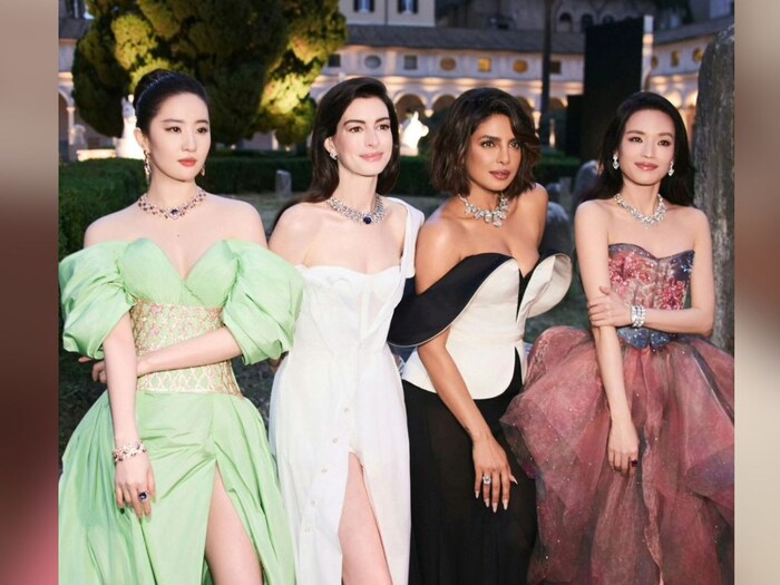 priyanka chopra new look-2024-05-c8044cd4cdf24aa41f008158143be7c0