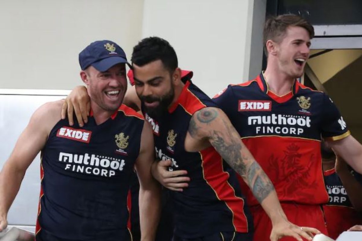 उसको एक शब्द भी मत कहो, कोहली-गावस्कर विवाद में कूदे विराट के जिगरी दोस्त