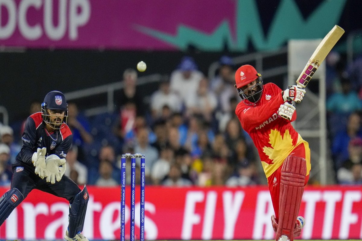 टी20 वर्ल्ड कप के पहले मैच में बना बड़ा स्कोर, मेजबान के सामने मुश्किल चुनौती