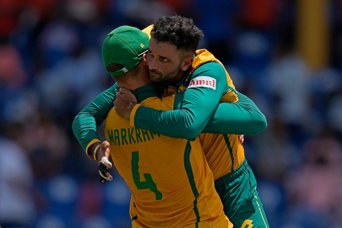 6 गेंद पर चाहिए थे 14 रन... गेंदबाज ने आखिरी ओवर में पलट दिया पासा