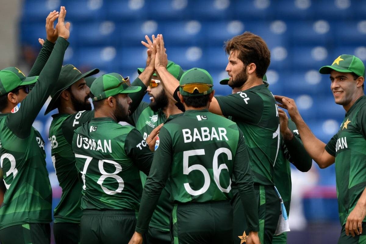 6,1,6… IRE के खिलाफ भी डूब चुकी थी लुटिया, पूर्व कप्‍तान ने अकेले पलटा मैच