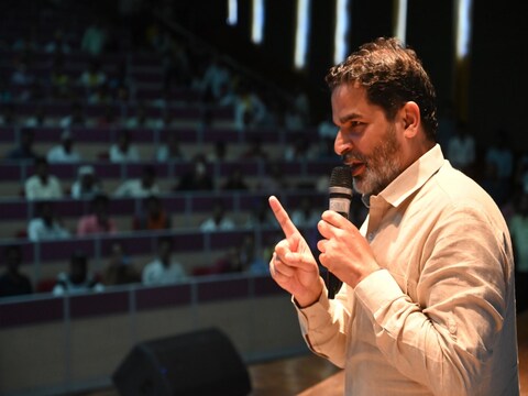 प्रशांत किशोर ने बड़ा दावा किया है.