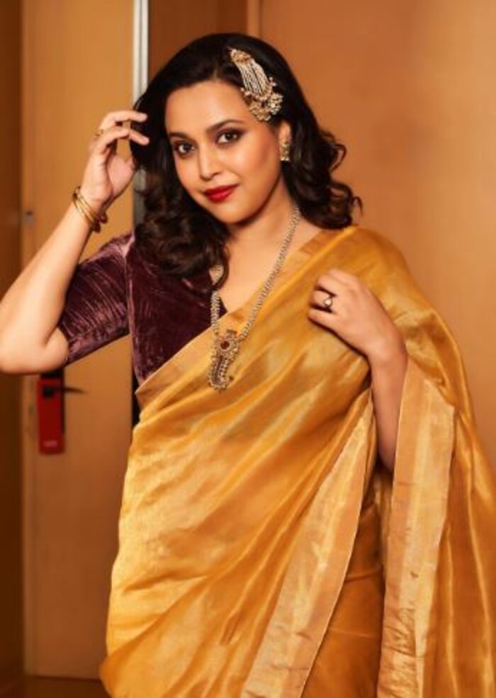 (फोटो साभार इंस्टाग्राम @reallyswara)