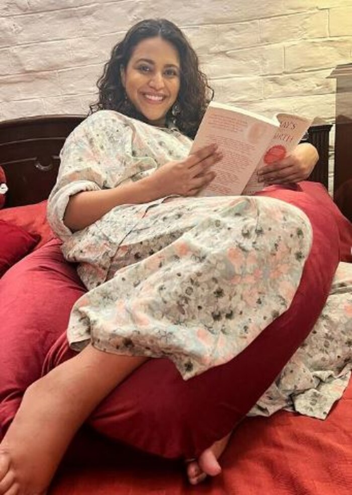 (फोटो साभार इंस्टाग्राम @reallyswara)