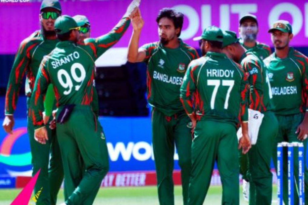 AUS vs BAN: ऑस्ट्रेलिया ने जीता टॉस, बांग्लादेश को बल्लेबाजी का न्योता