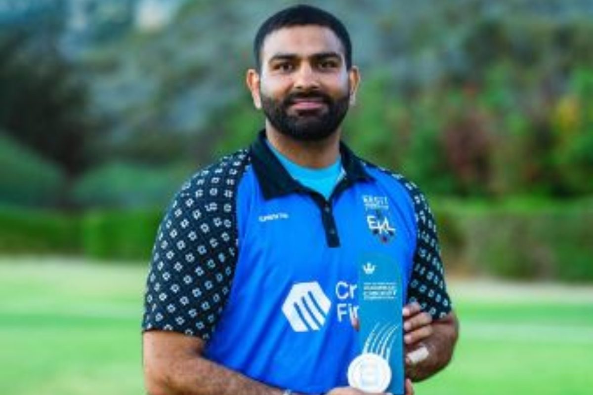 T20 में जड़ा 18 छक्के... रेस्टोरेंट में करता है काम, रोहित का है जबरा फैन