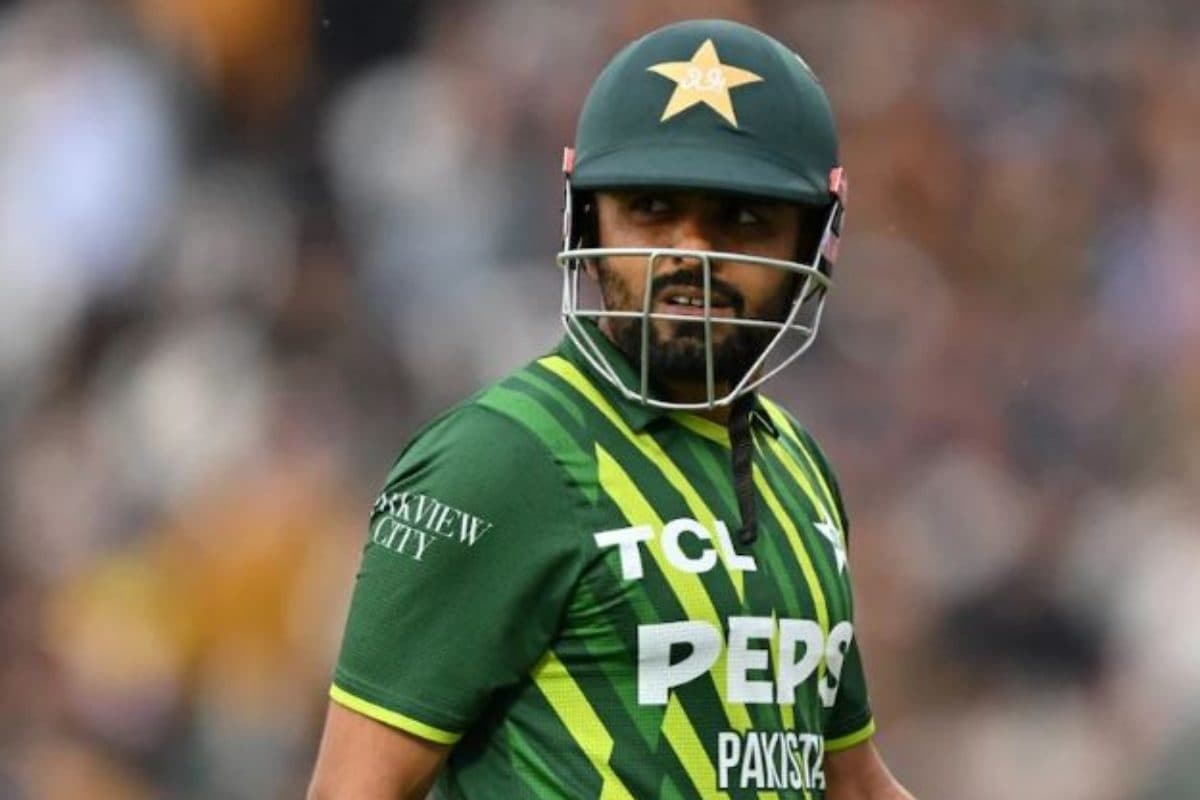 बाबर आजम को बहुत मौके मिले... पाकिस्तानी कप्तान पर भड़का दिग्गज