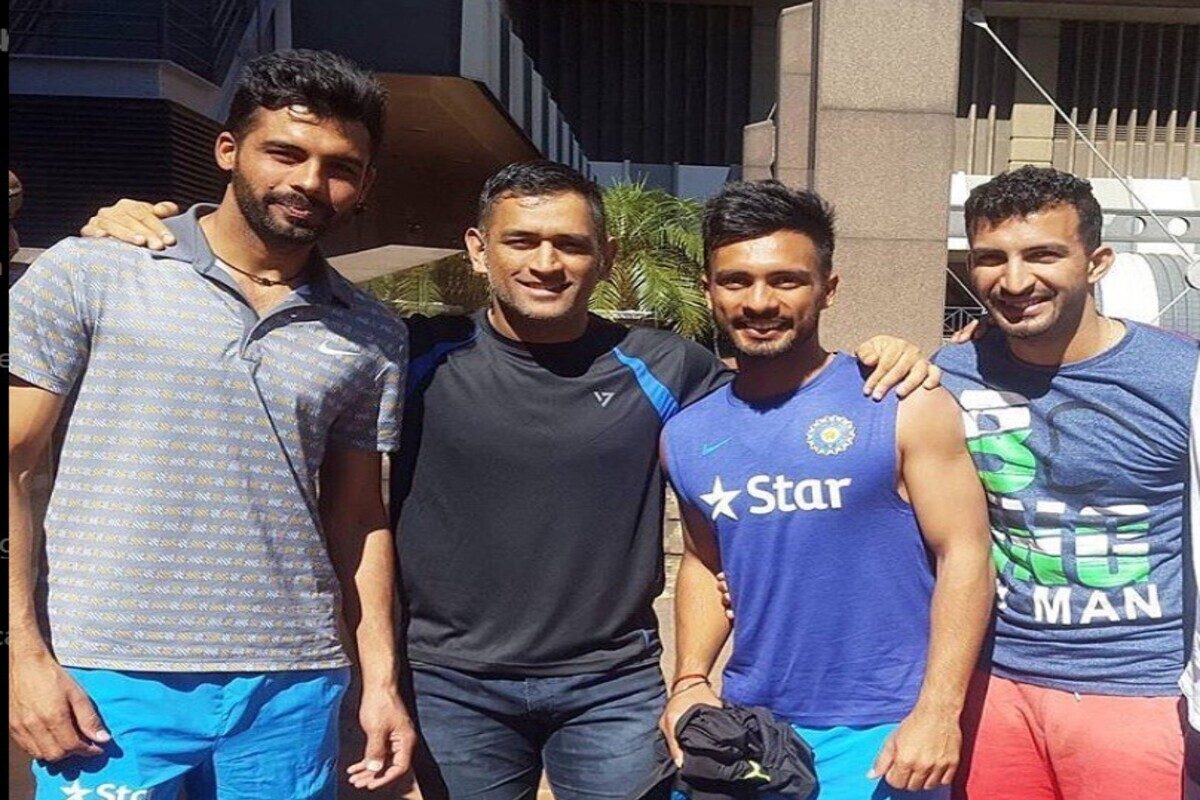 बॉक्सिंग,एथलेटिक्‍स से की शुरुआत लेकिन बने बॉलर, दो के नाम है स्‍पेशल रिकॉर्ड